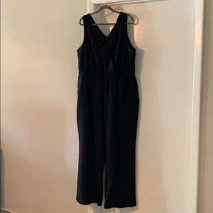 Black Sleeveless Jumpsuit